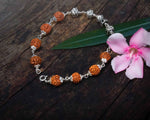 Load image into Gallery viewer, Damru Om Beads Rudraksha Bracelet