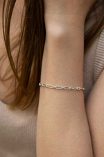 Load image into Gallery viewer, Vidhata Jewels 925 Silver Paper Clip Unisex Bracelet