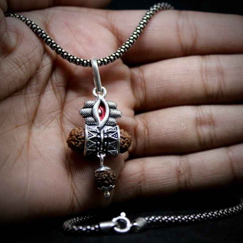 Trinetra damru rudraksha pendant with oxidised chain