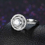 Load image into Gallery viewer, Stunning Round Diamond Silver Ring