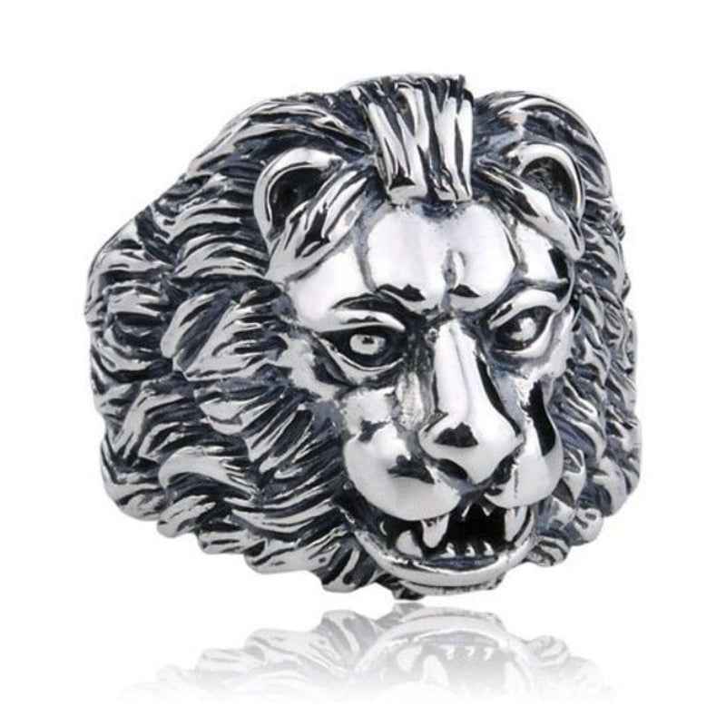 Stylish lion silver ring