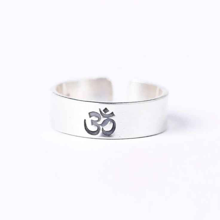 Classic Engraved Om Ring