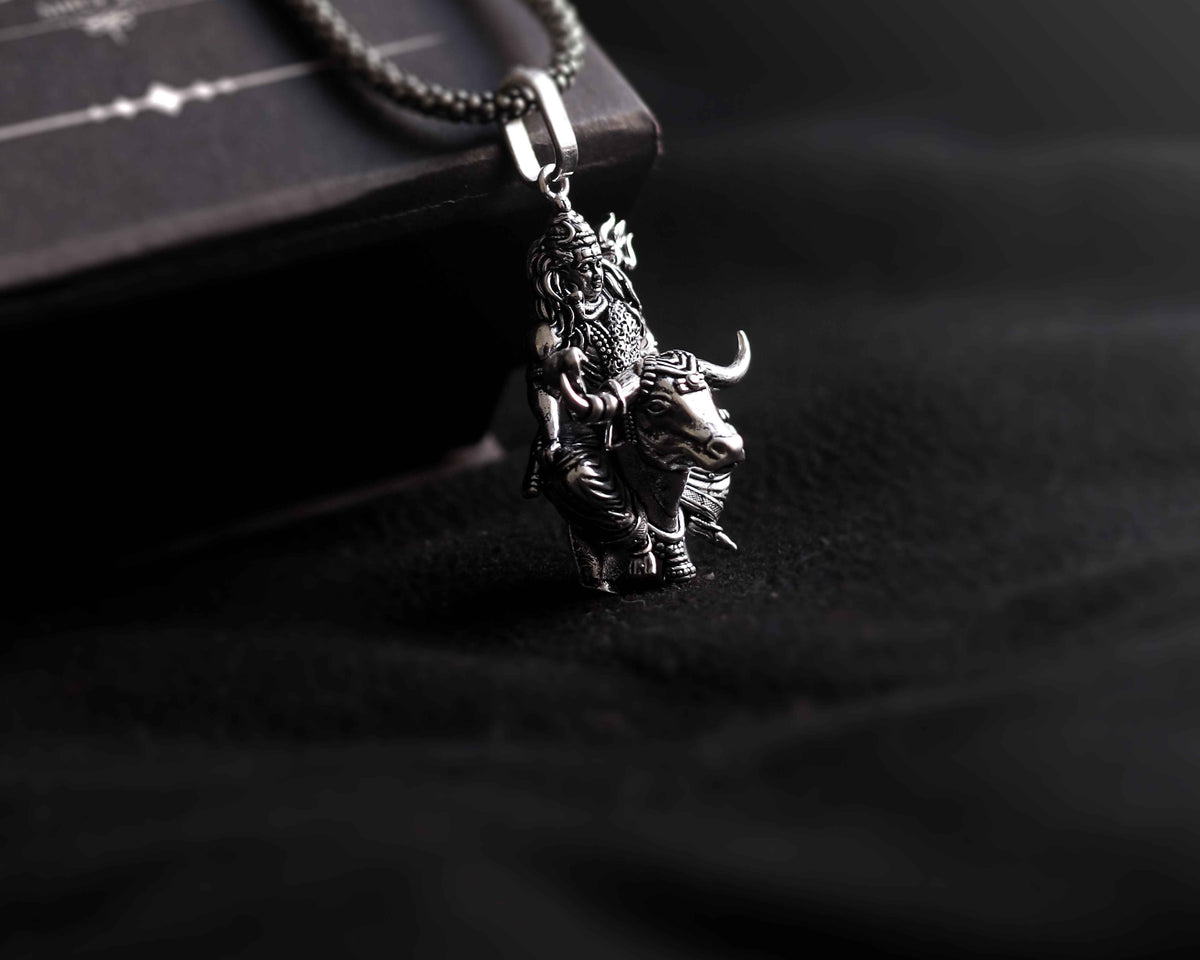 Shivji with nandi silver pendant chain