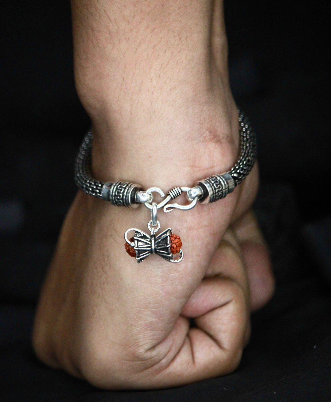 Stylish Chain Bracelet with Damru Pendent