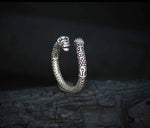 Load image into Gallery viewer, Silver Thumb Lion Ring
