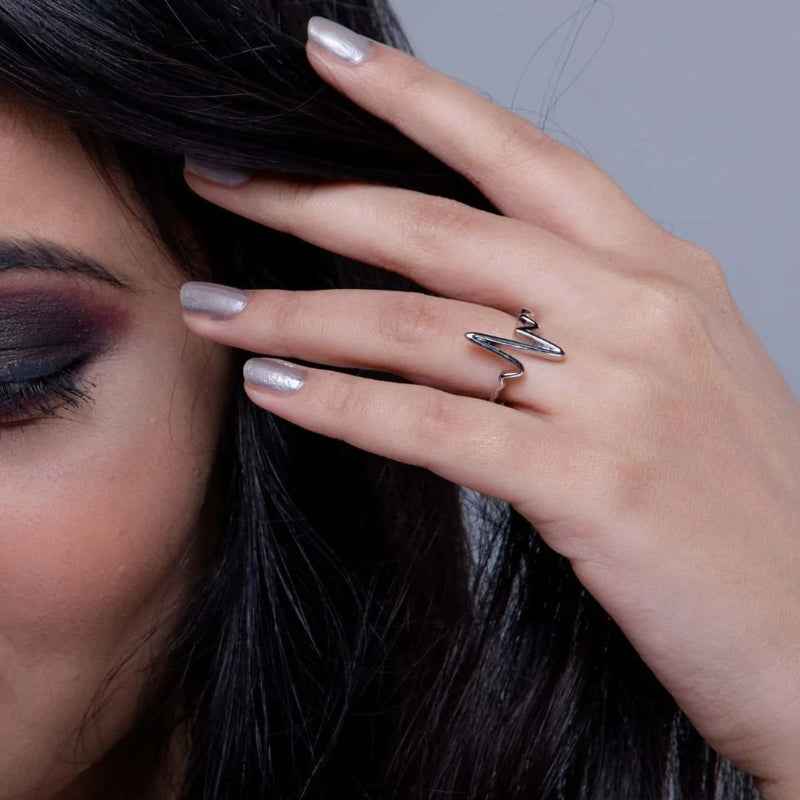 Heart beat silver ring