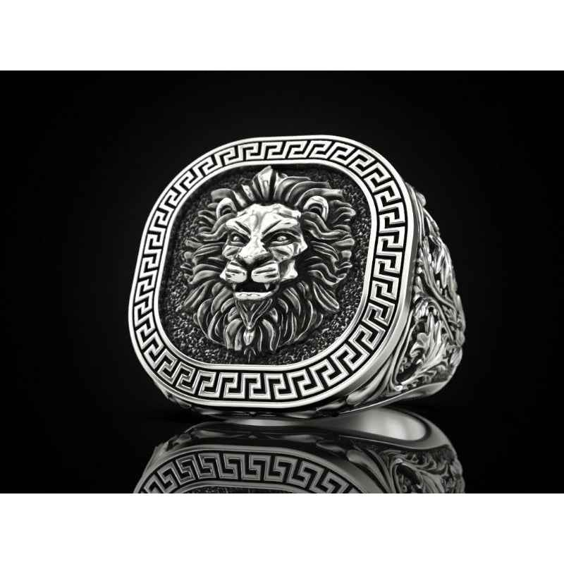 Antique Silver Lion Ring