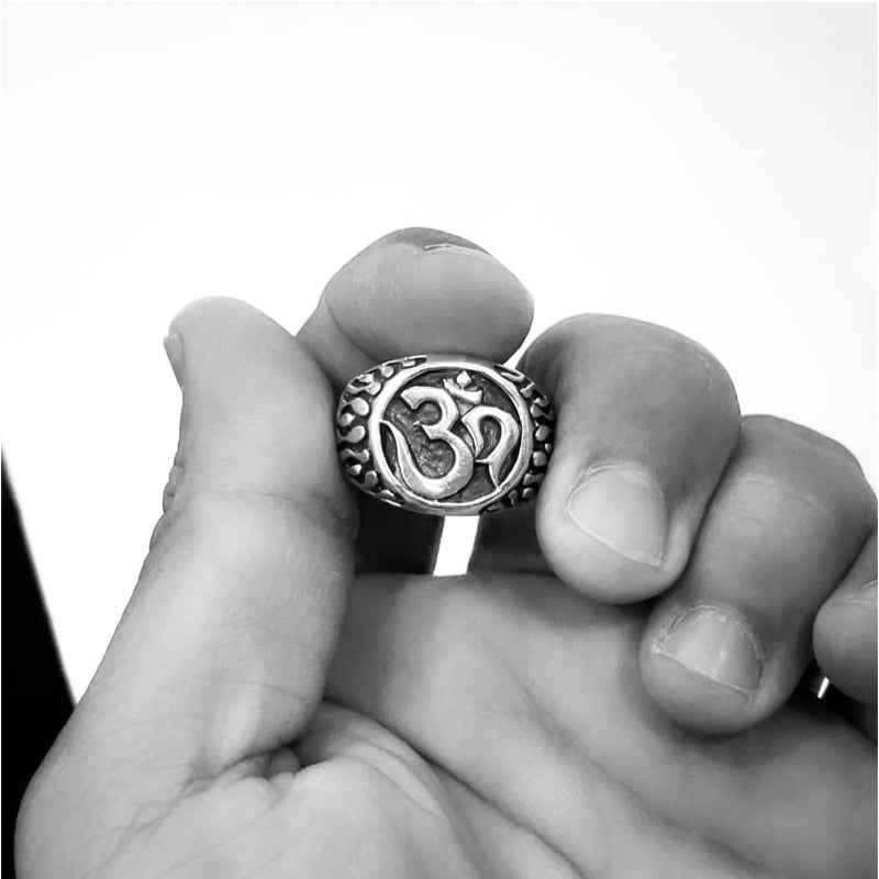 Stylish silver om ring