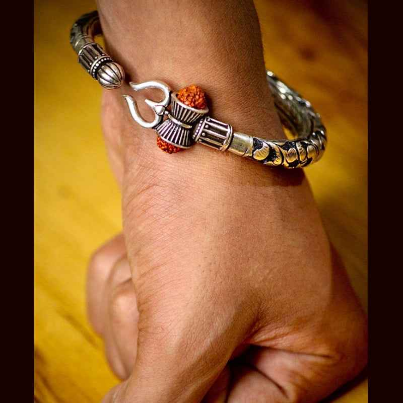 Handcrafted silver trishul bangle