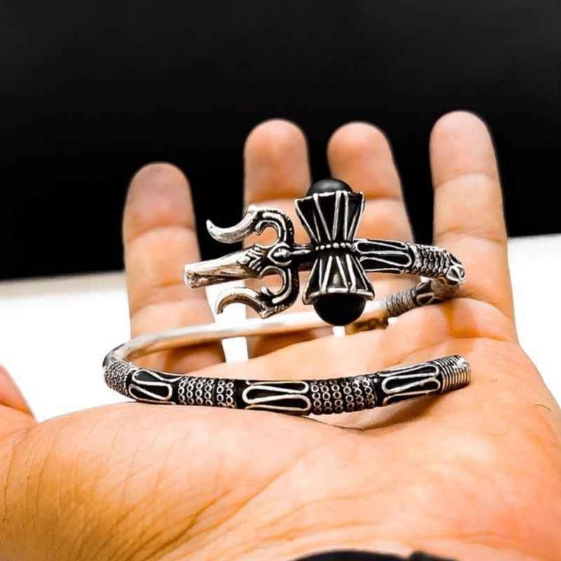 Stylish Trishul Bangle With Black Beads