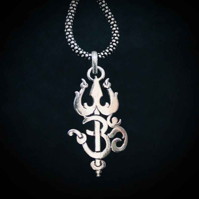 Trishul om pendant with oxidised chain