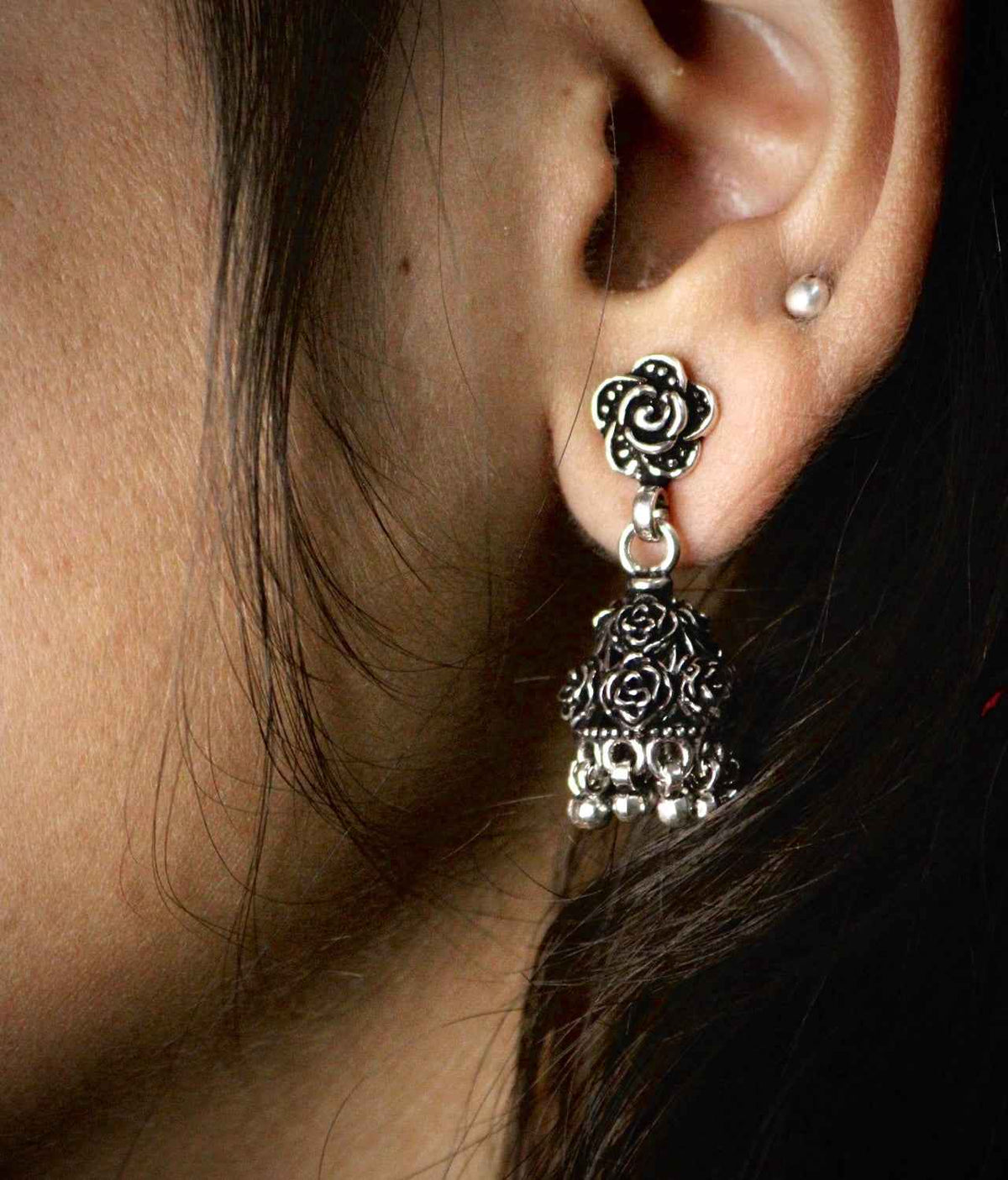Rose jhumka