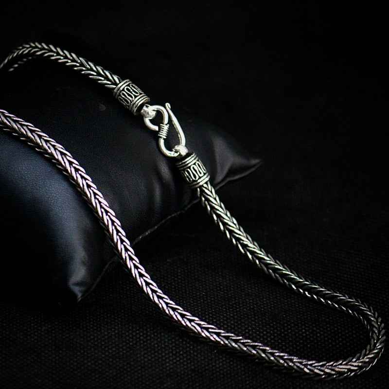 Men's stylish silver chain