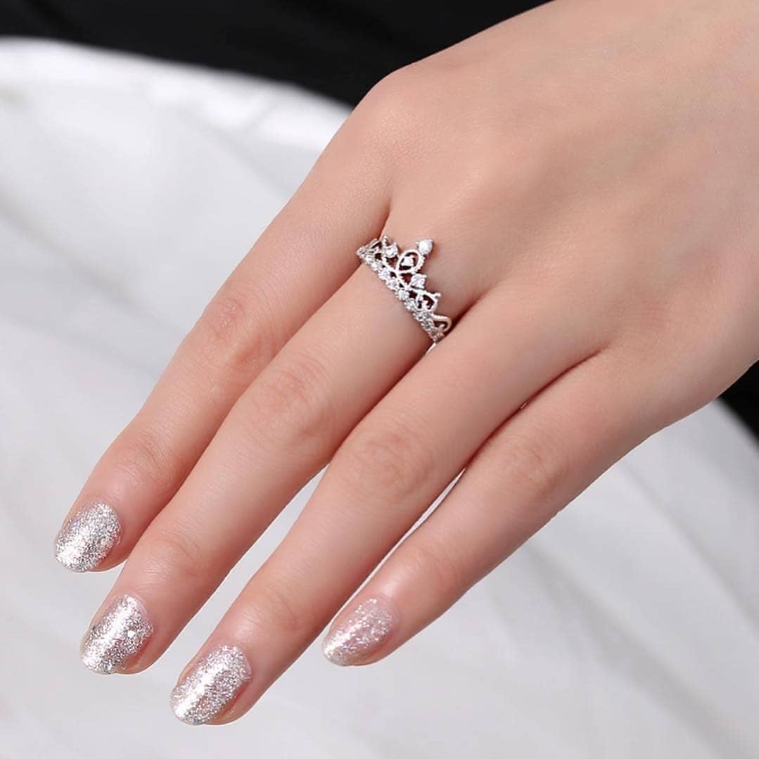 Regal crown silver ring