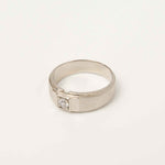 Load image into Gallery viewer, Men’s Classic Single Stone Band 925 Sterling Silver
