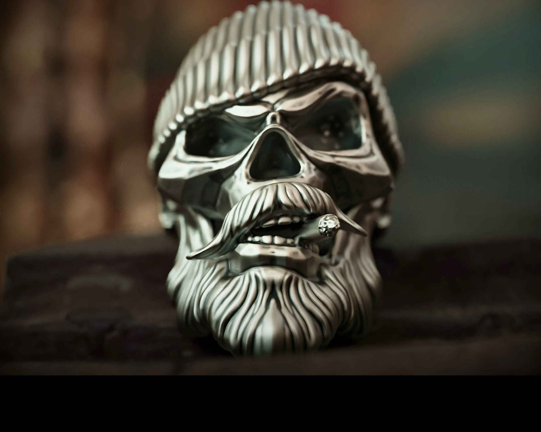 Silver Skull Ring With Sigar