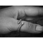 Load image into Gallery viewer, Silver Thumb Lion Ring
